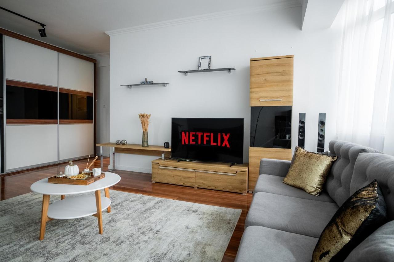 Xo Panoramic Apartment L Jacuzzi L Oradea Exterior foto