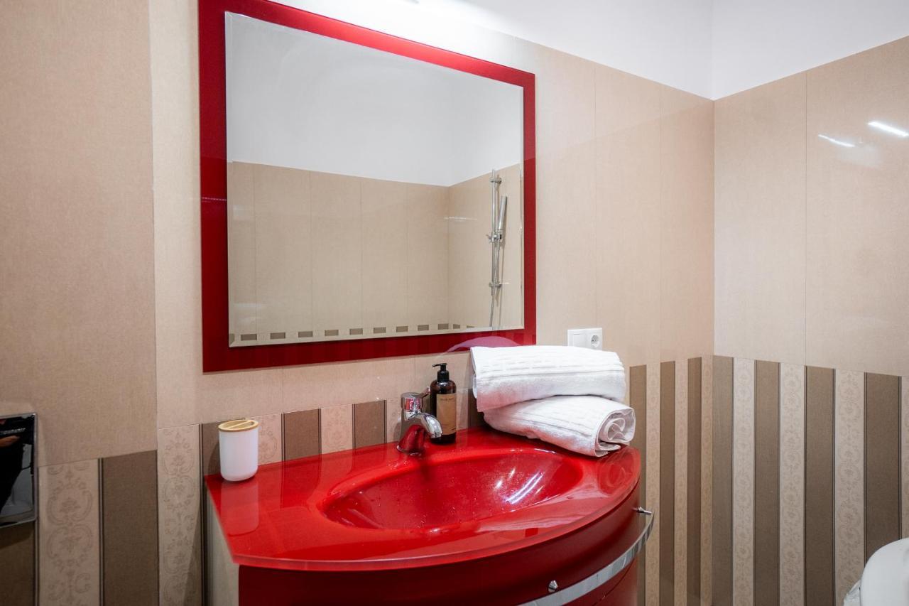 Xo Panoramic Apartment L Jacuzzi L Oradea Exterior foto